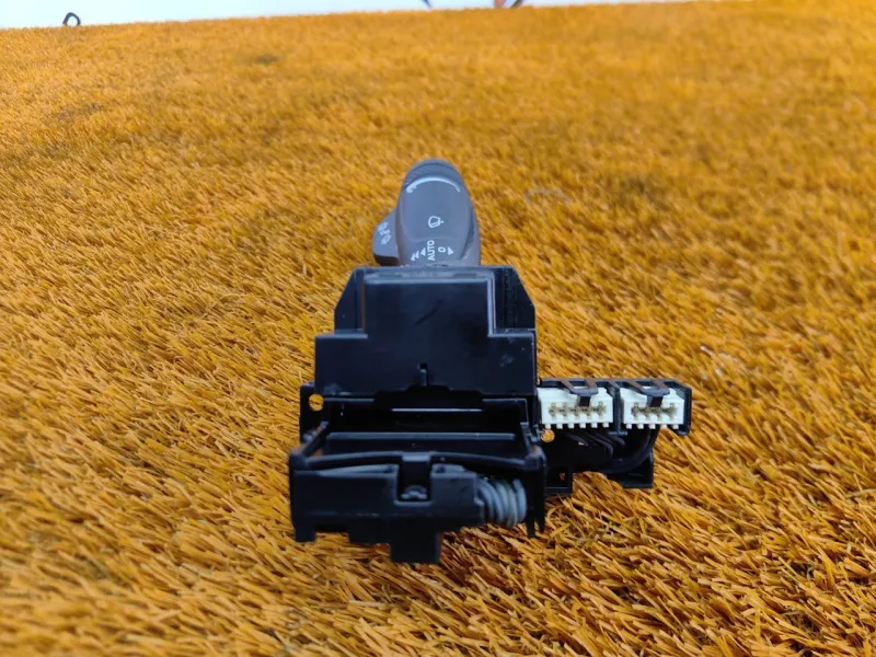 Подрулевой переключатель