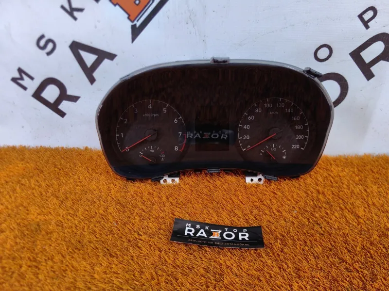 Панель приборов