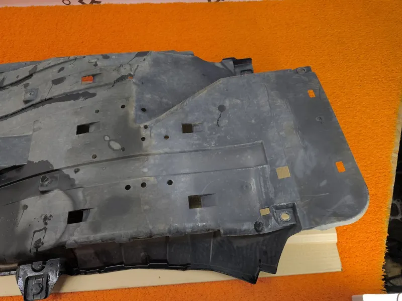 Защита днища кузова