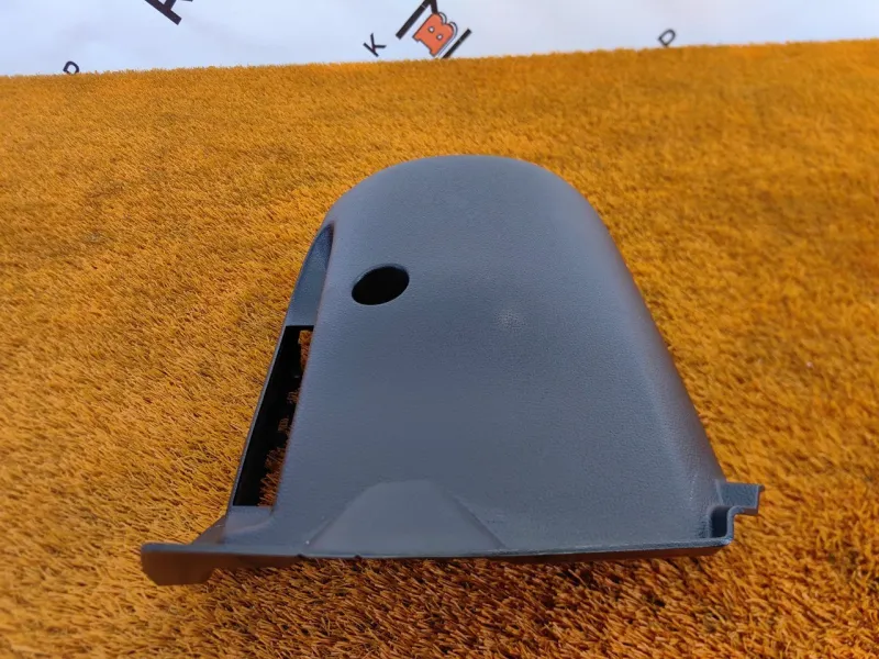 Кожух рулевой колонки