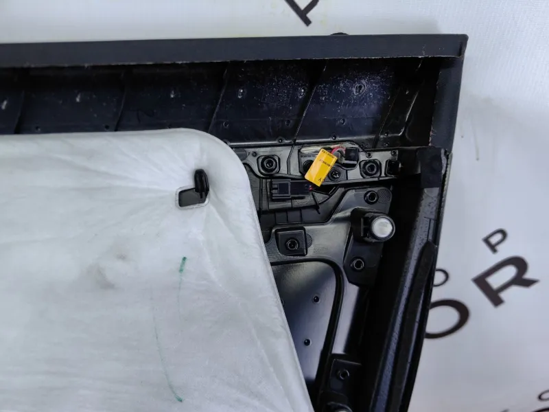 Обшивка двери