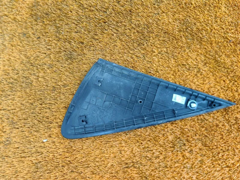 Накладка кузова