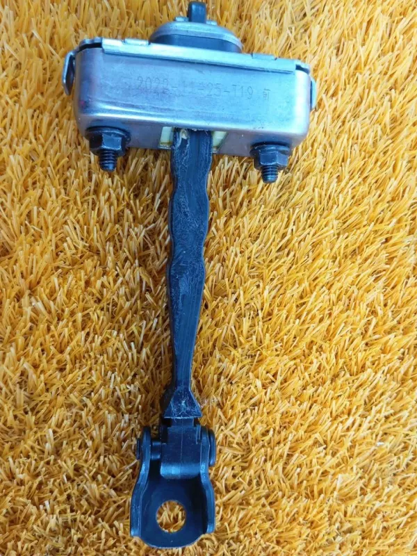 Ограничитель двери