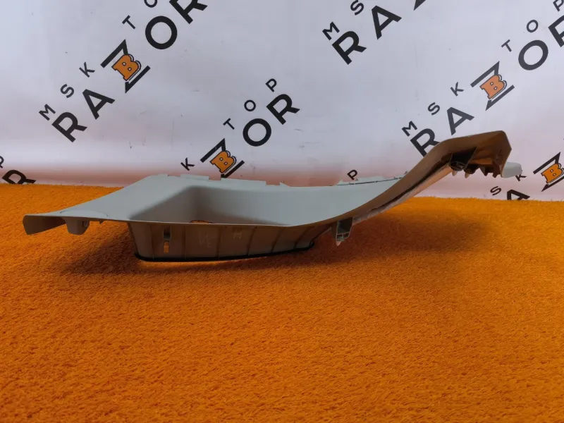 Накладка на стойку кузова