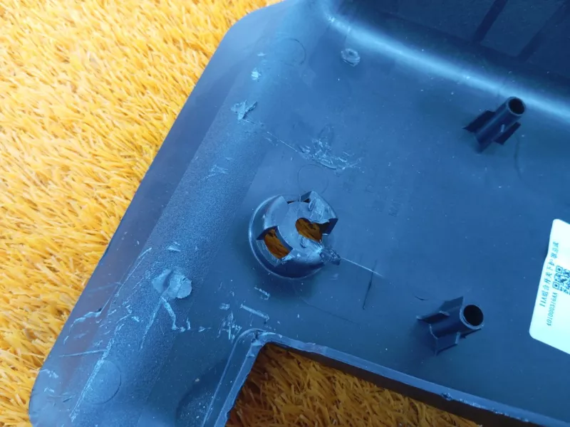 Кожух рулевой колонки