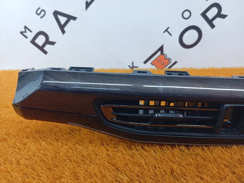 Накладка на торпедо