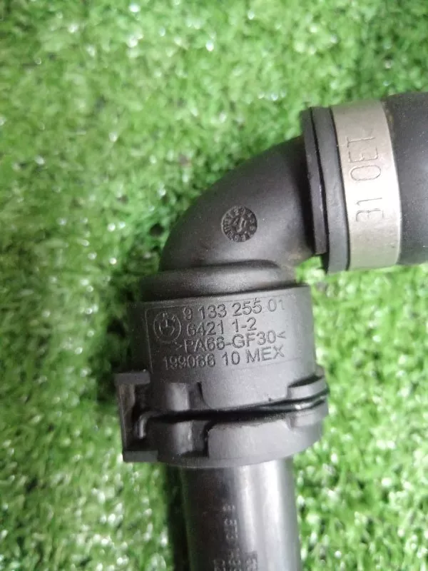 Патрубок радиатора