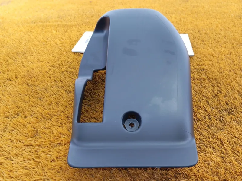 Кожух рулевой колонки