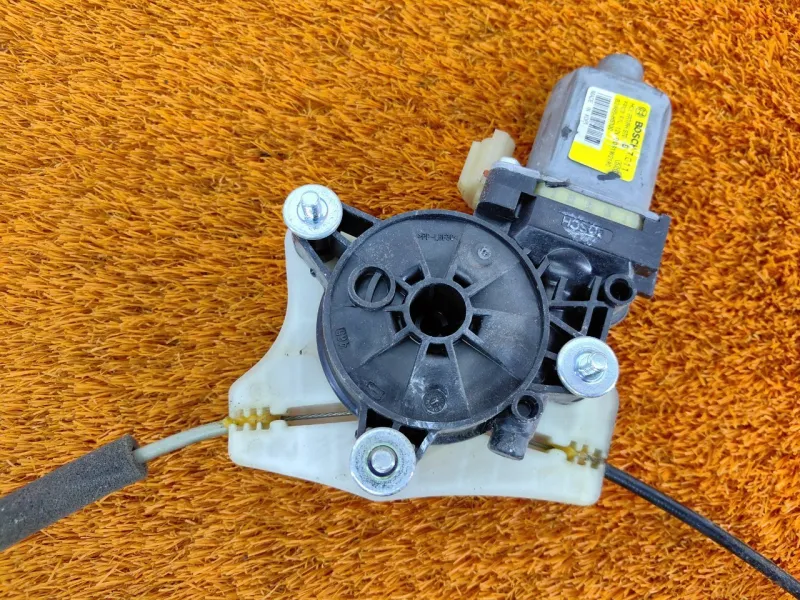 Стеклоподъемник