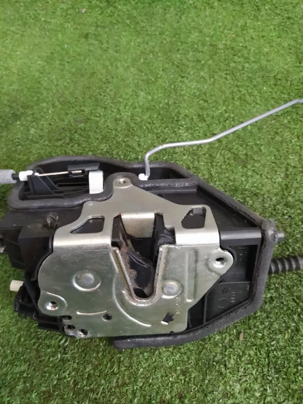 Замок двери