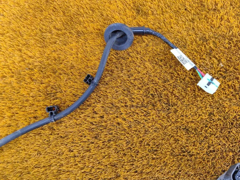 Проводка датчика ABS