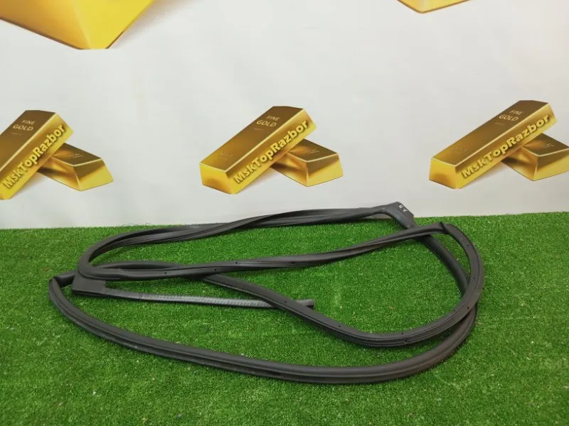 Уплотнитель двери