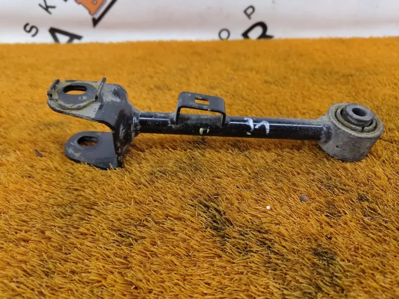 Рычаг подвески