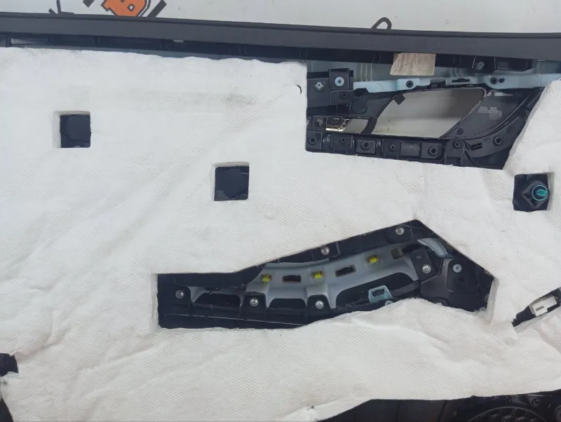 Обшивка двери