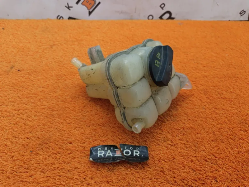 Бачок расширительный