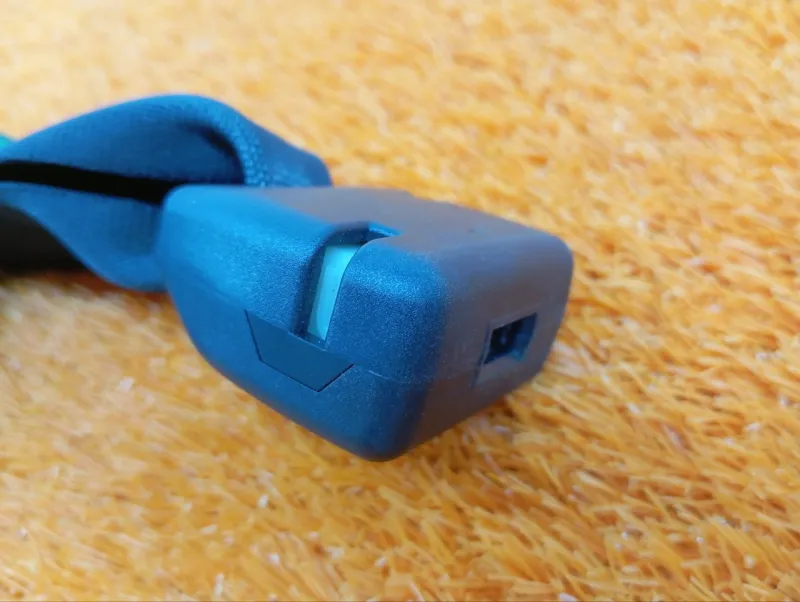 Ответная часть ремня безопасности