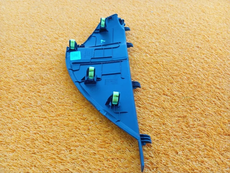 Накладка торпедо