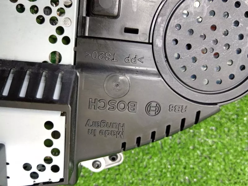 Панель приборов