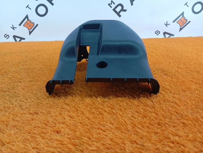 Кожух рулевой колонки