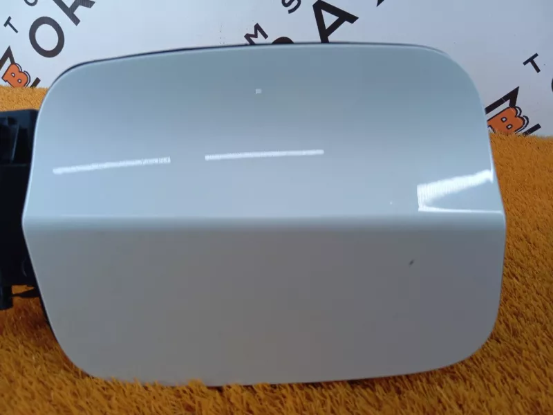 Лючок Бензобака