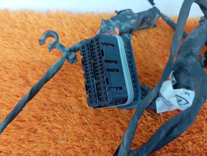 Проводка подкапотная