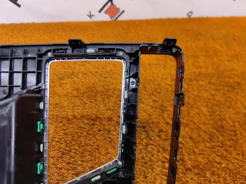 Накладка центральной консоли