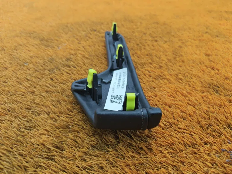 Накладка на торпедо