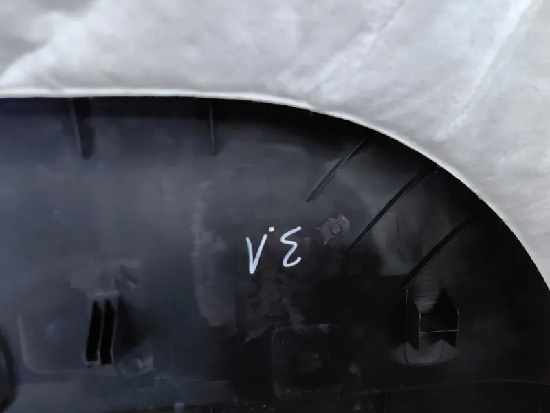 Обшивка багажника