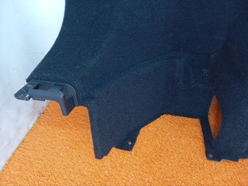 Обшивка багажника