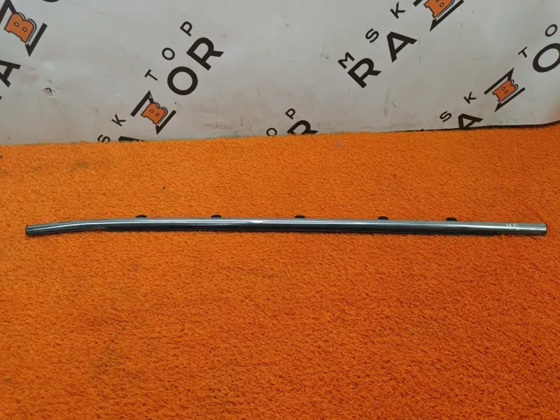 Молдинг стекла