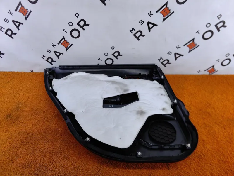 Обшивка двери