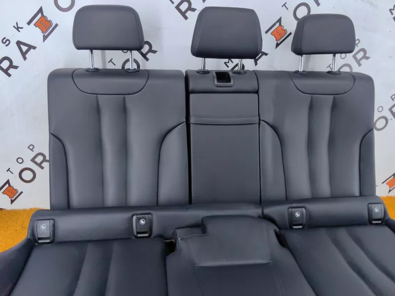 Сиденья BMW 5-Series 2019 52207386028 G30 B47D20A, задняя