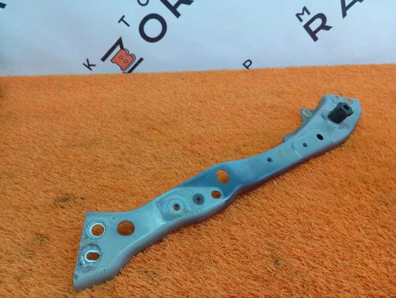 Крепление фары Changan UNI-V 2024 C281F2702093800, переднее левое