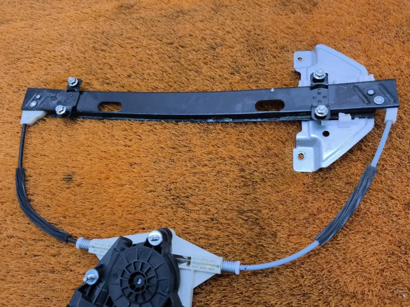 Стеклоподъемник