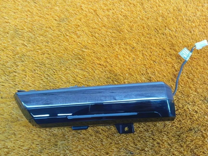 Накладка на торпедо