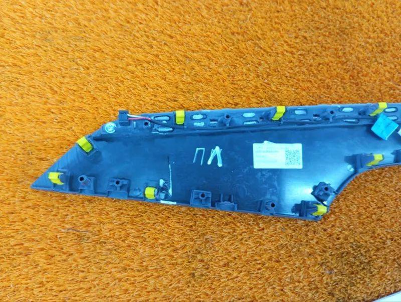 Молдинг двери