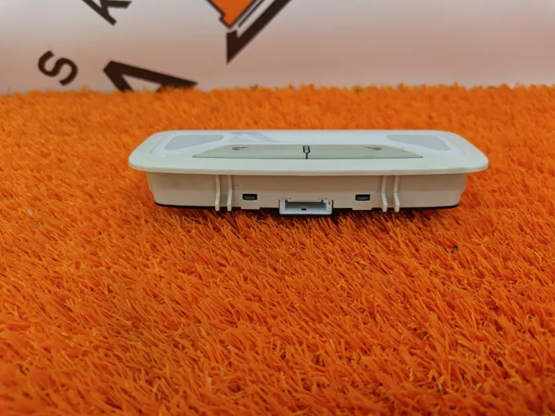 Плафон салона