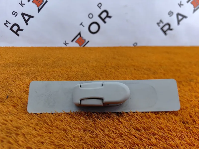 Механизм регулировки ремня безопасности