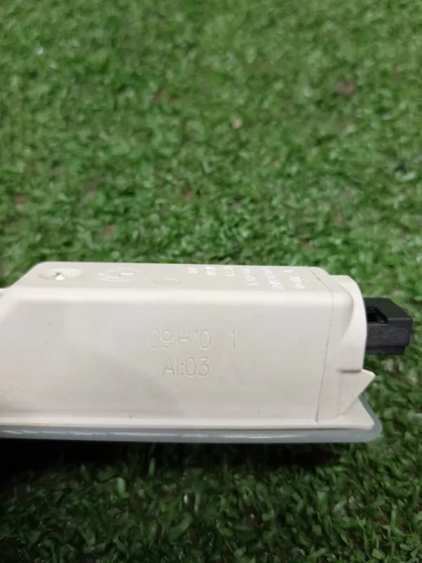 Плафон подсветки багажника