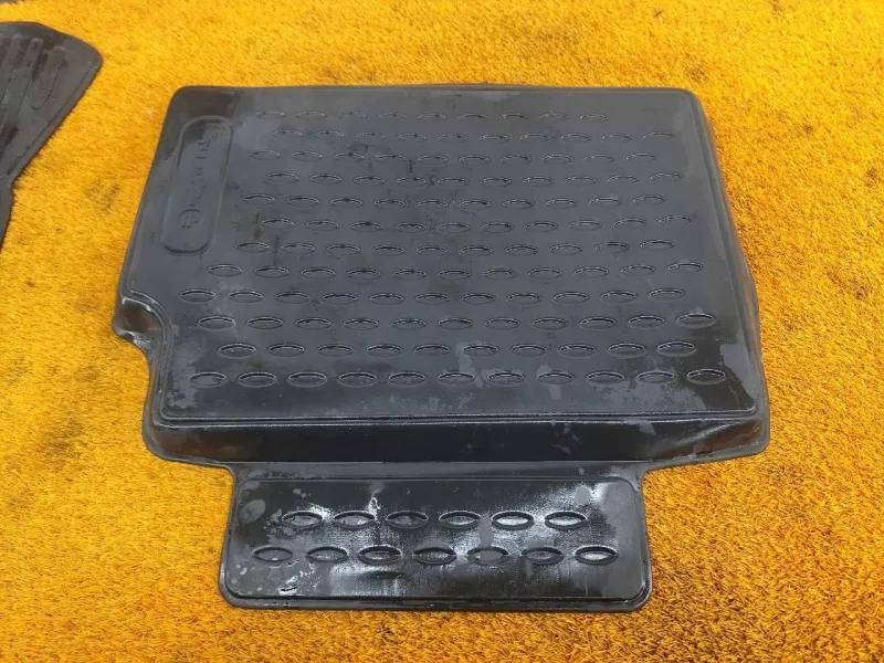 Коврики салона