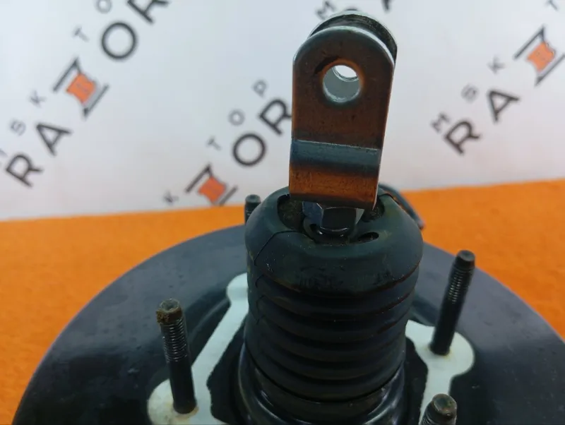 Усилитель тормозов