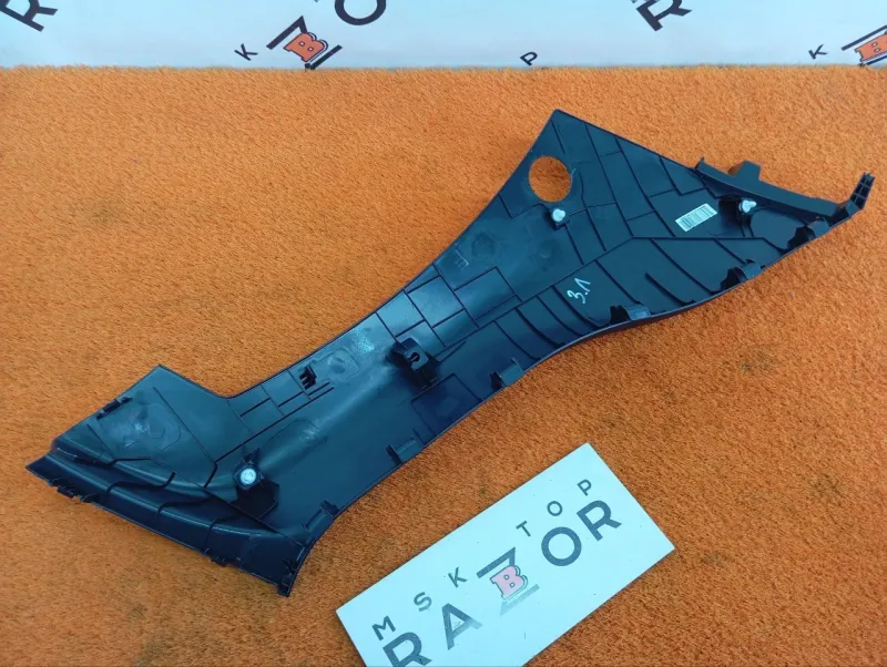 Накладка на стойку кузова