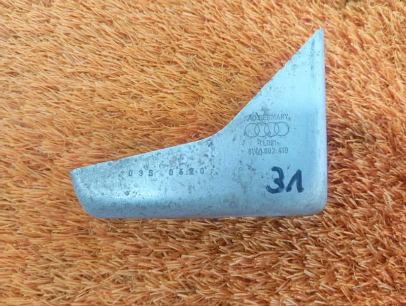 Кронштейн бампера