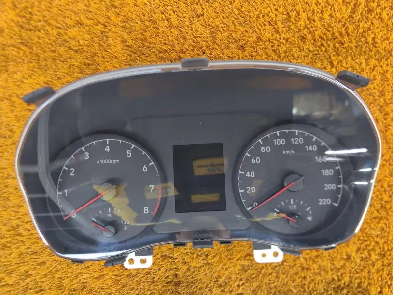 Панель приборов