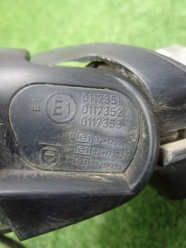 Зеркало боковое