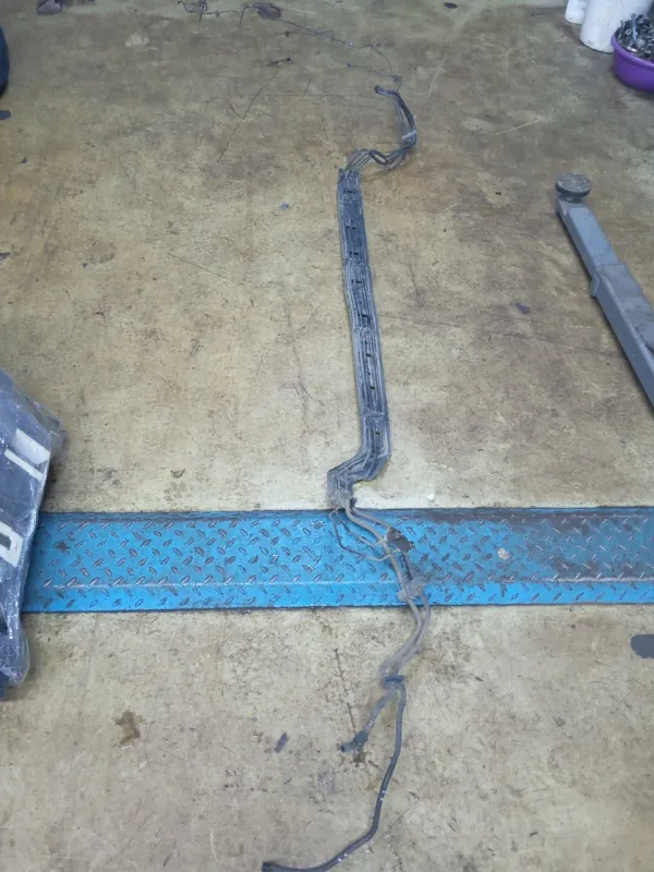 Топливопровод в сборе