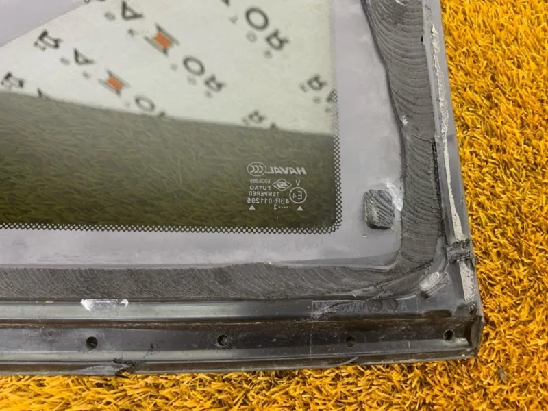 Форточка задняя