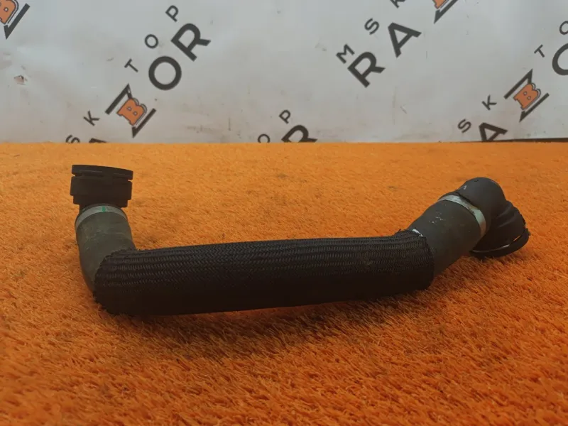 Патрубок радиатора