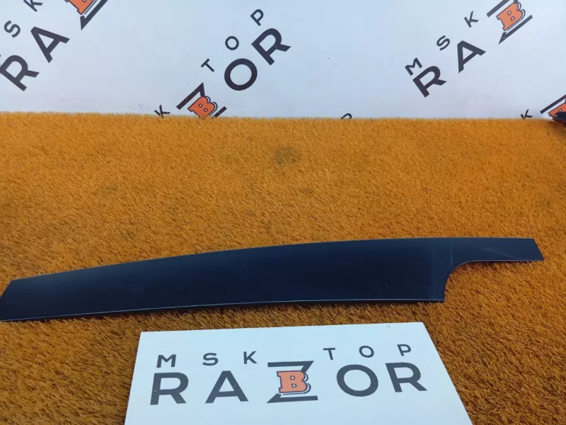 Молдинг двери