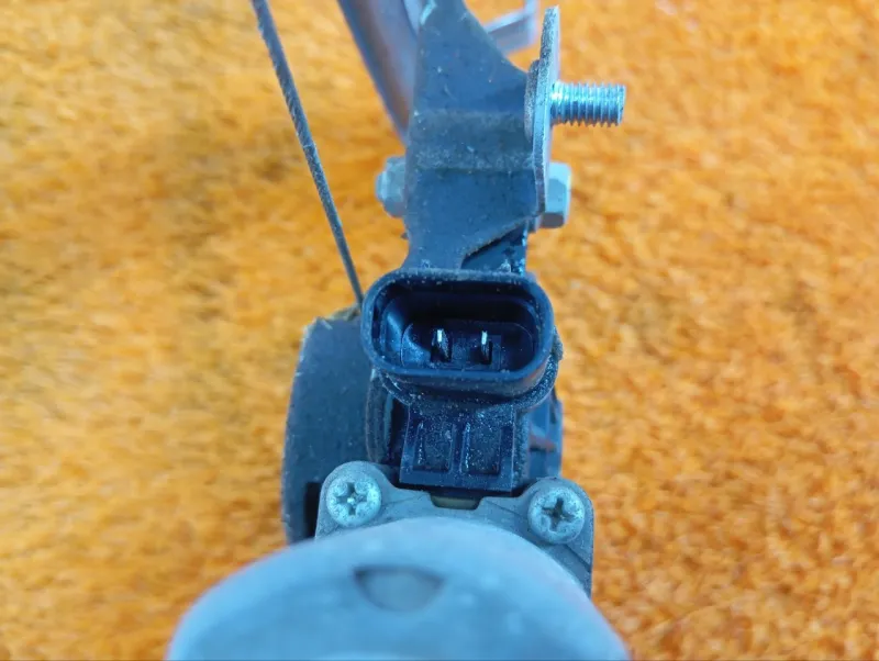 Стеклоподъемник